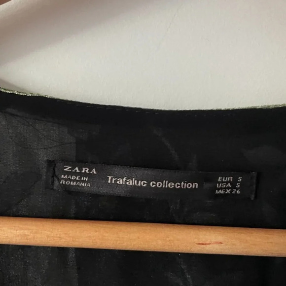 Zara Patchwork Boho  Maxi Dress Floral Print Velvet Trim Size Small - Picture 14 of 15